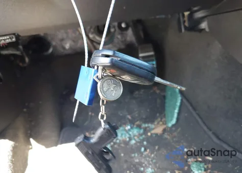 2014 Ford Mustang V6 Premium z USA, uszkodzony, nr VIN 1ZVBP8AM7E5249214